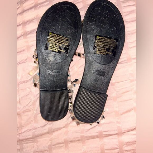 Women’s Gladiator Sandals - Flat, Strappy & Studded - Black/Clear - 8.5 - NWT - Picture 3 of 3